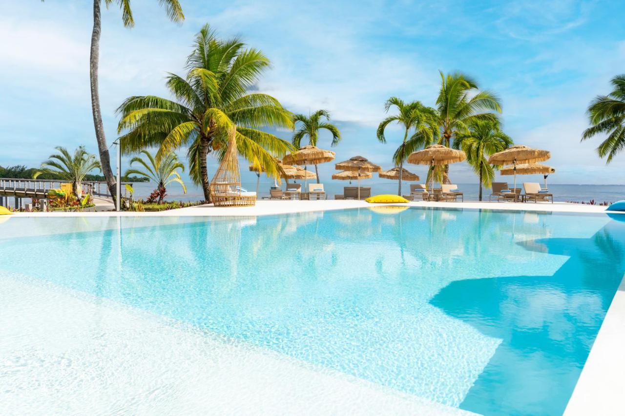 Cook'S Bay Hotel & Suites Paopao エクステリア 写真