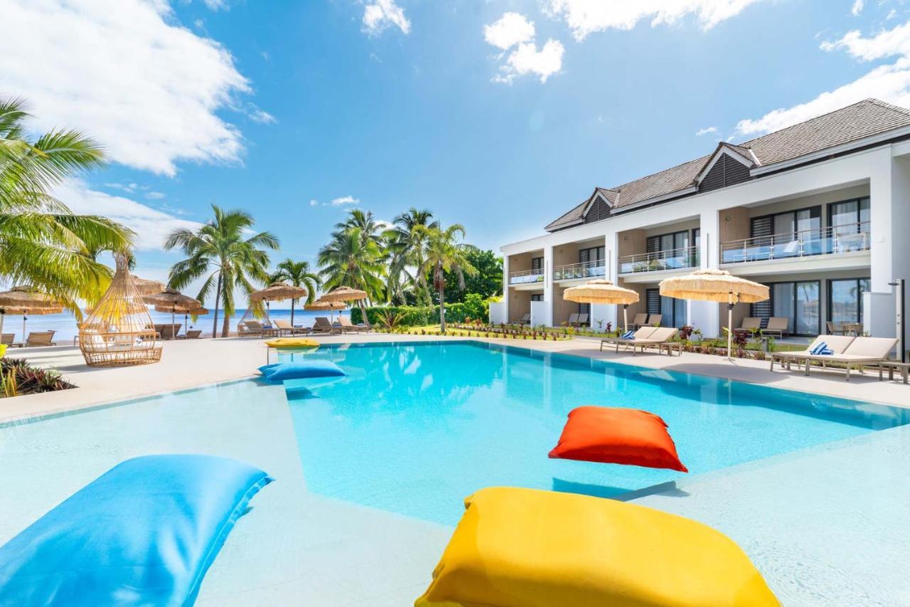 Cook'S Bay Hotel & Suites Paopao エクステリア 写真